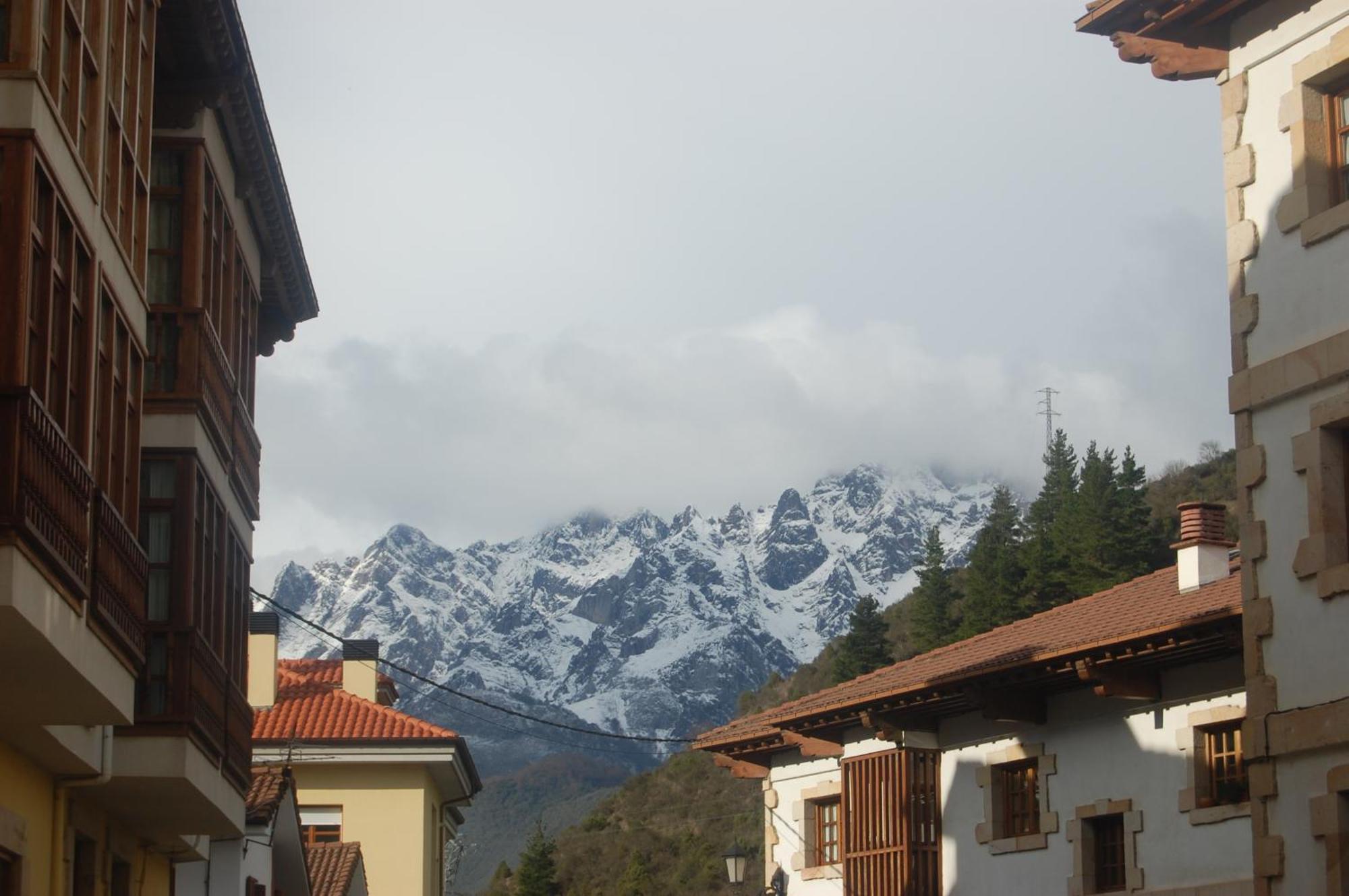 Apartamentos Arha Potes Exterior photo